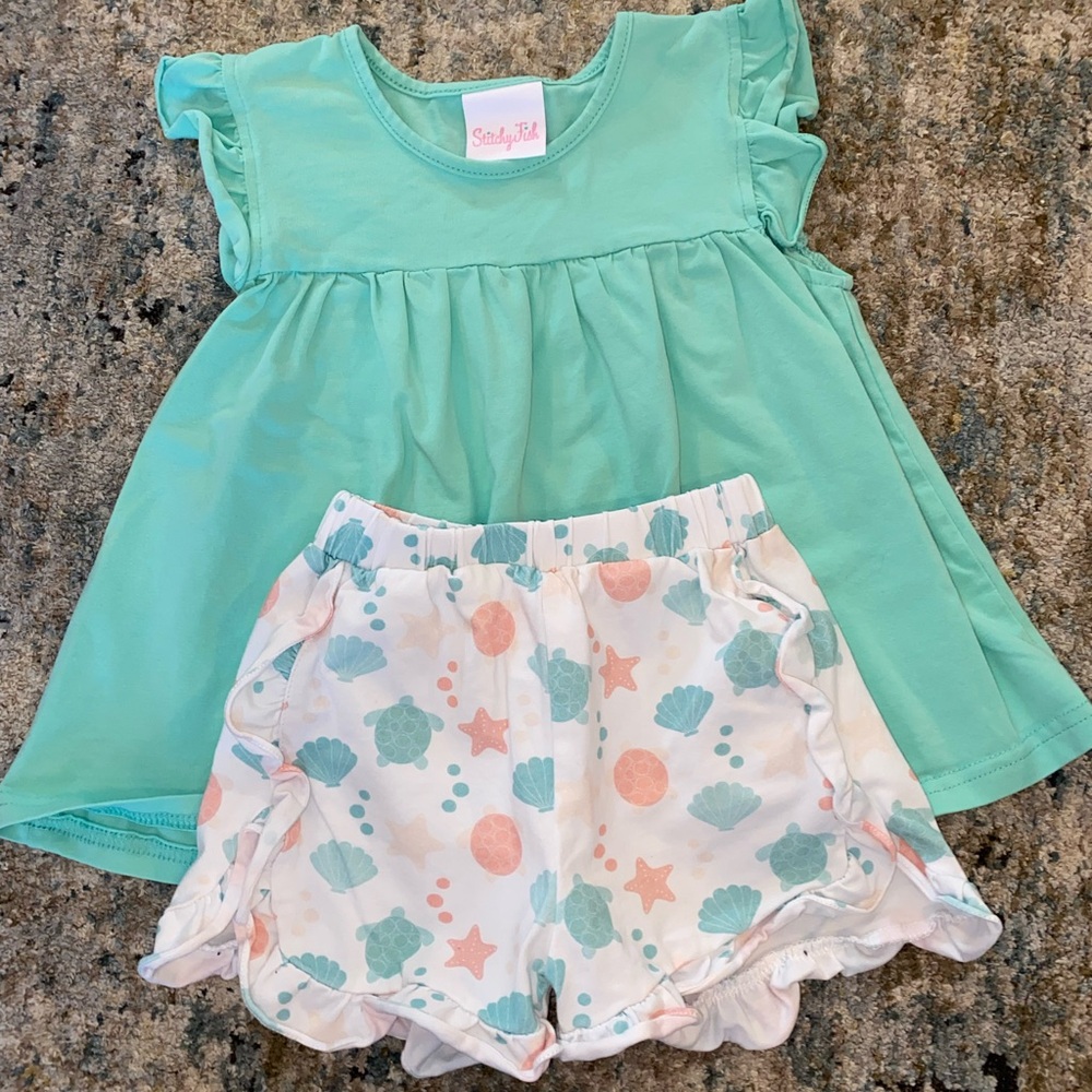 Stitchy Fish Sea Turtle Shorts Set